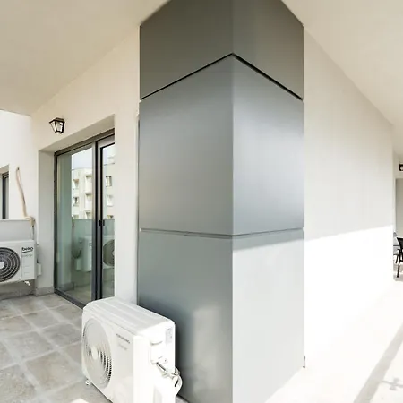 Skyline I 1 Bedroom On Nerva Traian * Bukarest