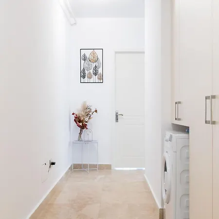 Skyline I 1 Bedroom On Nerva Traian Bucarest