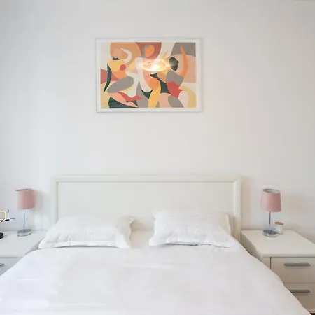 Skyline I 1 Bedroom On Nerva Traian * Bucarest