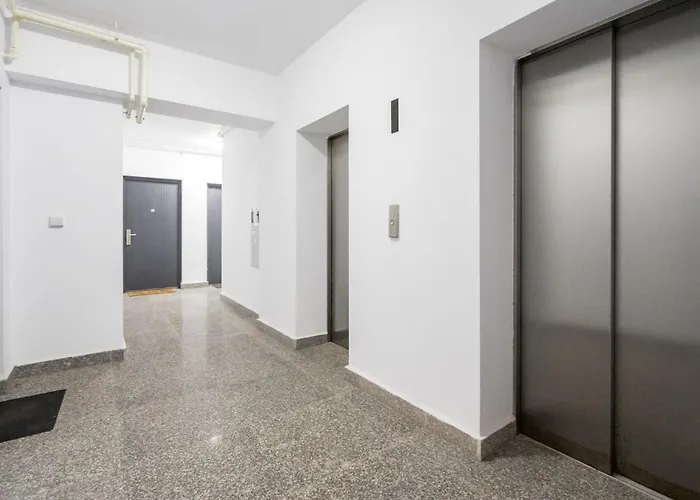Skyline I 1 Bedroom On Nerva Traian דירה *