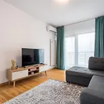 公寓 Skyline I 1 Bedroom On Nerva Traian *